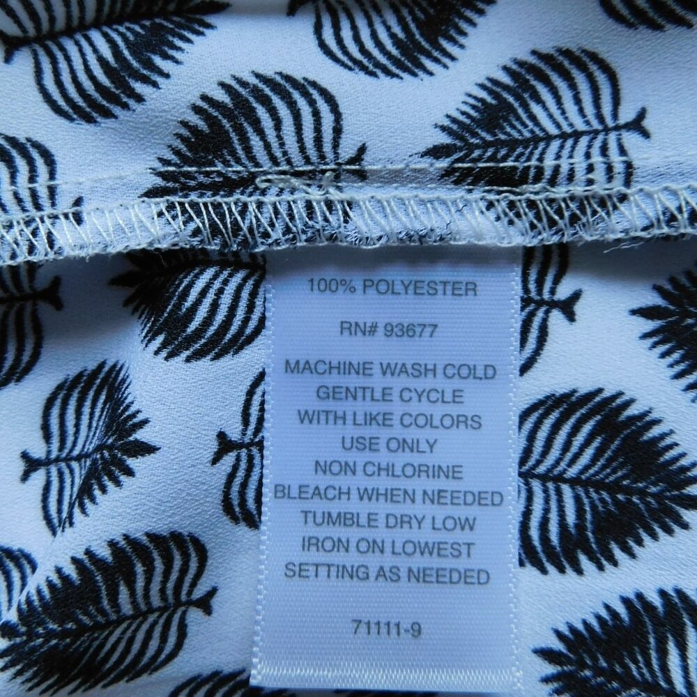 LIZ CLAIBORNE Button Up Sleeveless Blouse White Black Leaf Print Lightweight PL - Picture 6 of 6